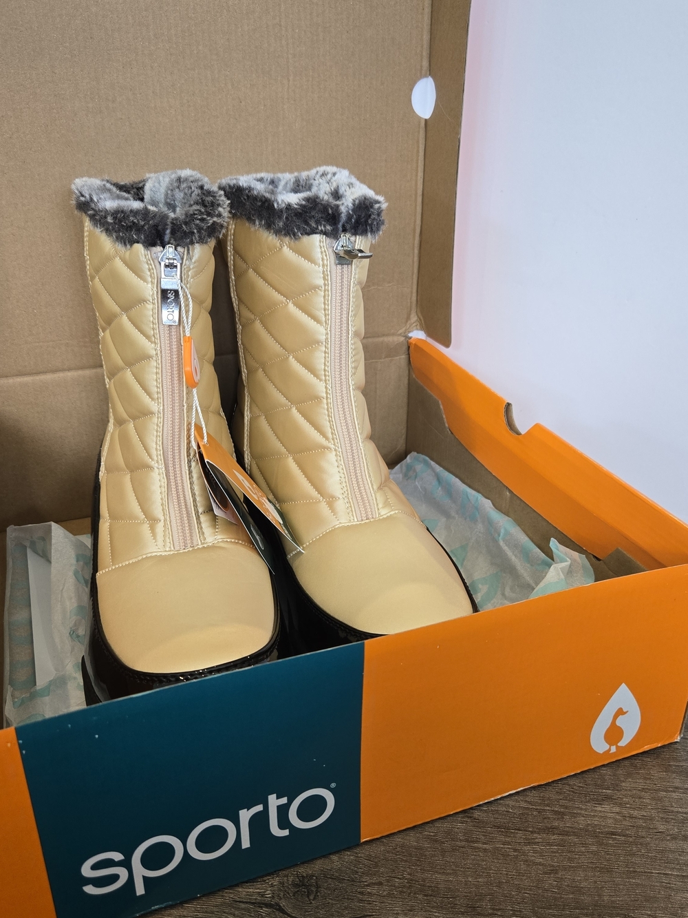 Sporto® Esther Waterproof Boots- Champagne Cream Black (W 12 M) 771296 Winter